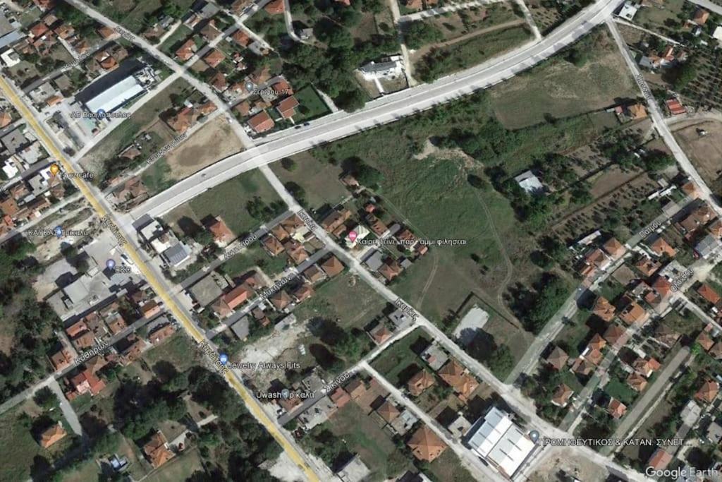 Χαίρε, Ξεΐνε, Παρ' Αμμι Φιλησεαι Apartment Trikala  Bagian luar foto